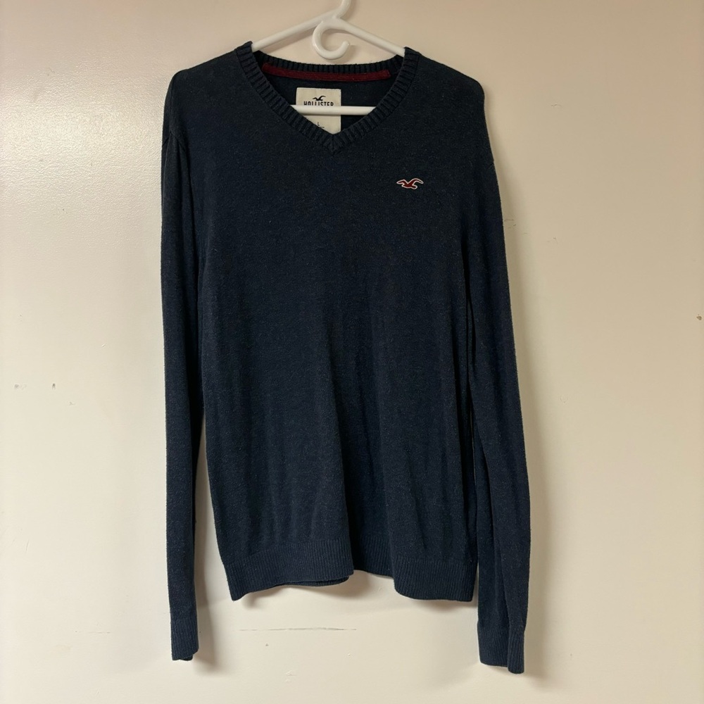 Hollister navy blue v-neck sweater size large